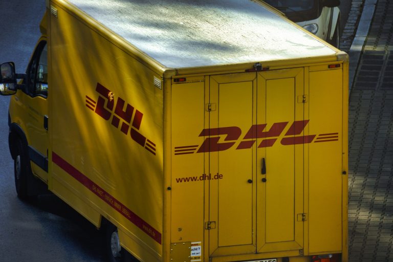 dhl leveringsbil